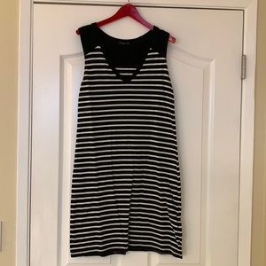 BANANA REPUBLIC T-SHIRT DRESS